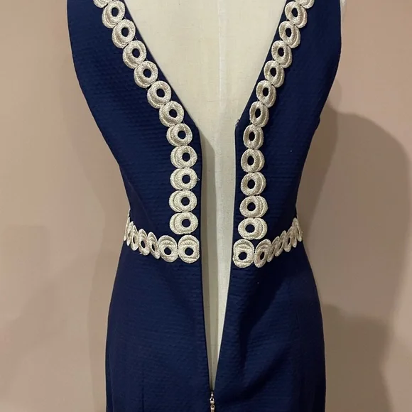 Lilly Pulitzer Essme shift lined Navy Midi Dress with gold Details Sz.10 - Picture 9 of 14